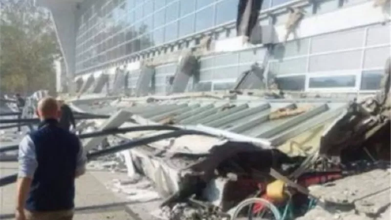 مصرع 3 أشخاص في حادث انهيار محطة للقطارات في صربيا