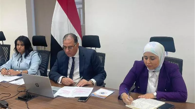 نائب وزيرالخارجيةيبحث مع نظيريه اليوناني والقبرصي تعزيزالتعاون المشترك