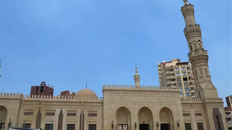 التلفزيون المصرى..ينقل شعائر صلاة الجمعة من مسجد ابراهيم الدسوقى
