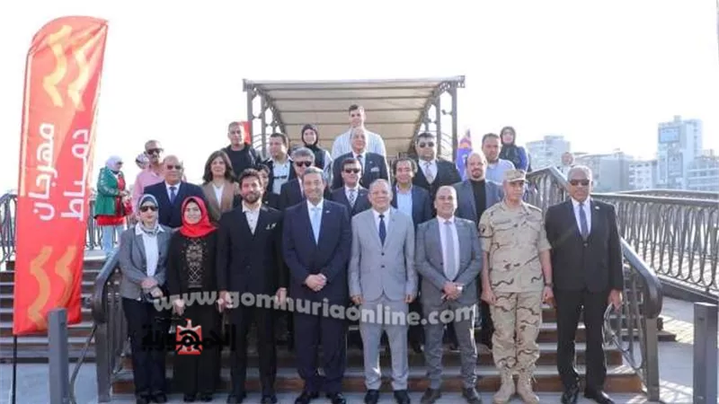 محافظ دمياط يتفقد معرض الأثاث بمنطقة اللسان برأس البر