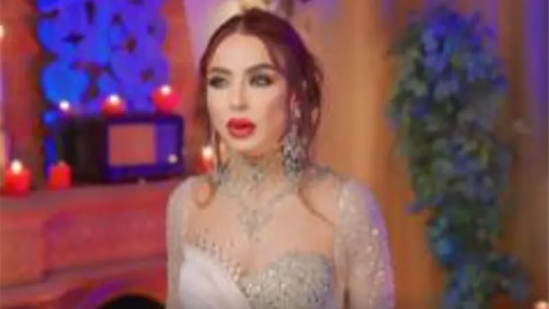 دوللي شاهين تطرح كليب 