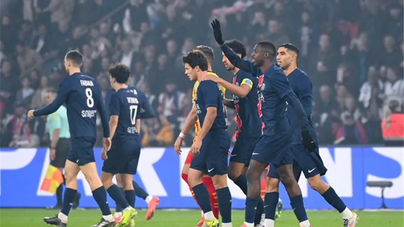 باريس سان جيرمان يفوز على لانس ويعزز صدارته للدوري الفرنسي