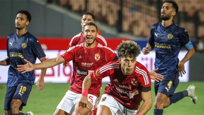 الأهلى يتقدم بهدفين أمام سيراميكا كيلوباترا فى شوط أول مثير
