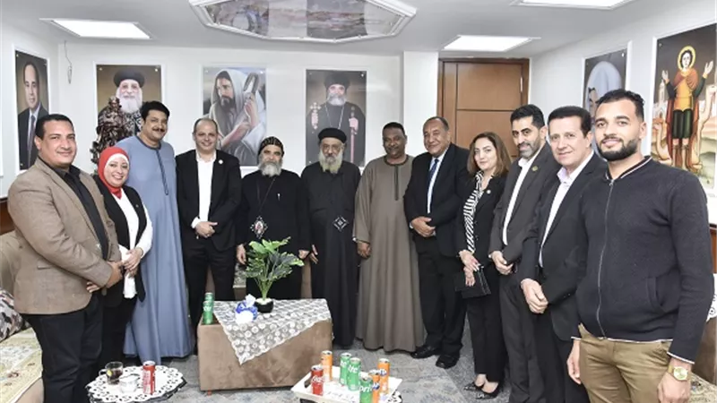 وفد حزب الشعب الجمهوري بقنا يزور مطرانية نجع حمادي
