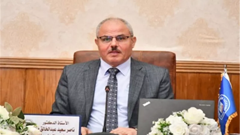 جلسة نقاشية حول تكنولوجيا التعليم بجامعة قناة السويس