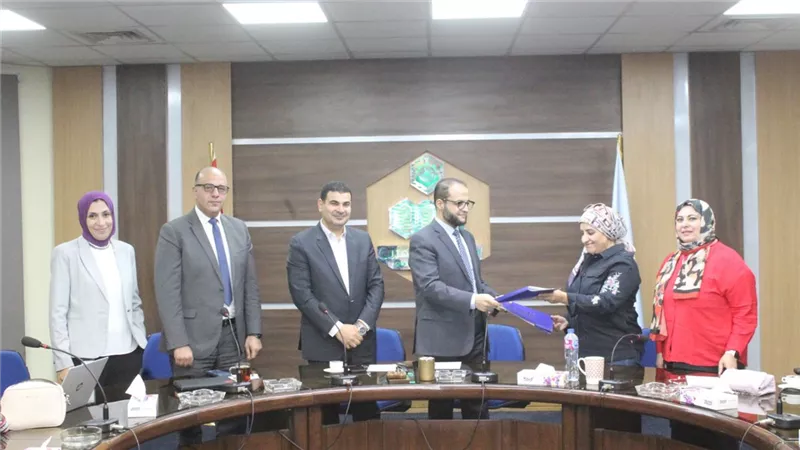 مستثمري العاشر بروتوكول تعاون مع المركزالإقليمي لخدمات نقل الدم