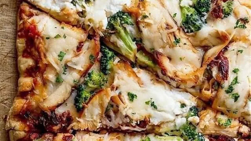 بيتزا الفراخ المشويه..شهية ولذيذة