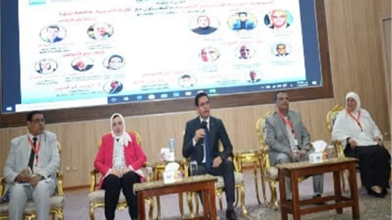 رئيس جامعة بنها يؤكد على دور المجتمع الأكاديمي في تبني الابتكارات