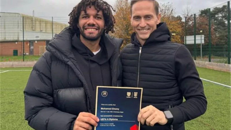 شاهد.. النني يعلن حصوله على الرخصة التدريبية UEFA A من 