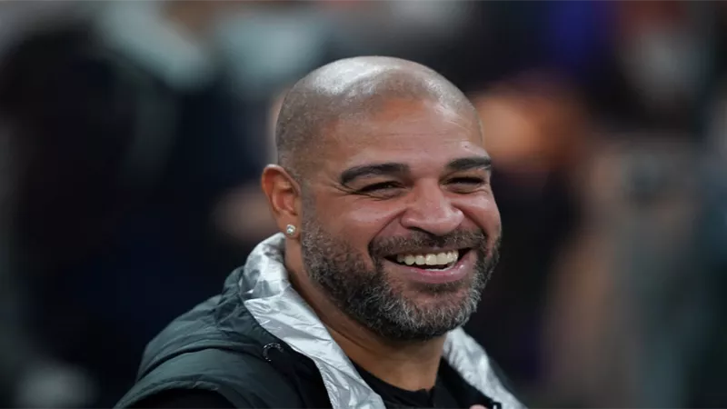 ظهور صادم للنجم البرازيلي ادريانو