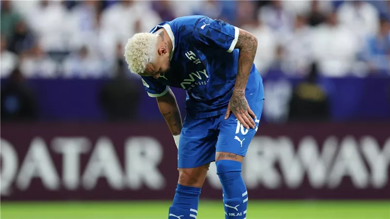 نيمار يعلق على تجدد إصابته في مباراة الهلال واستقلال طهران