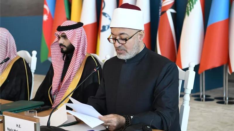 المفتي:علينا تقديم يد العون للشعوب المظلومة وتعزيز السلام العالمي