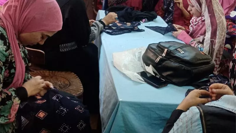 محافظ أسيوط يؤكد استمرار فعالياتلرفع الوعي وتمكين المرأة