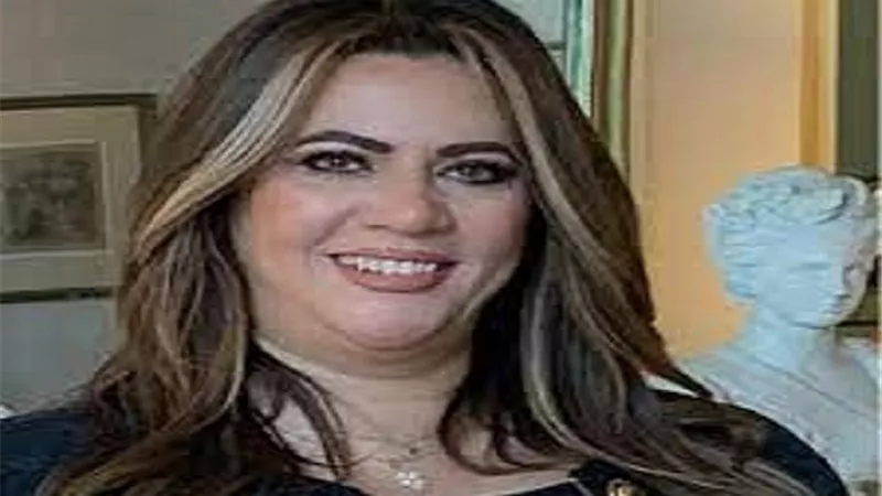 غضب برلماني من قرارات المحليات بإغلاق العيادات الطبية