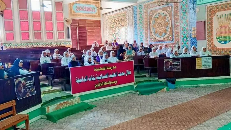 بدايةالتوعية والإعلام الصحي بالمبادرات الرئاسية بمدارس شمال سيناء