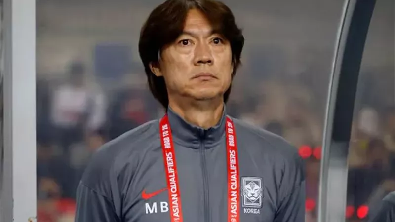 سول تطالب بإيقاف رئيس الاتحاد الكوري لكرة القدم.. تفاصيل