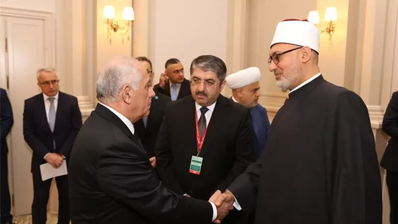رئيس وزراء جمهورية أذربيجان يستقبل الوفد الديني المصري
