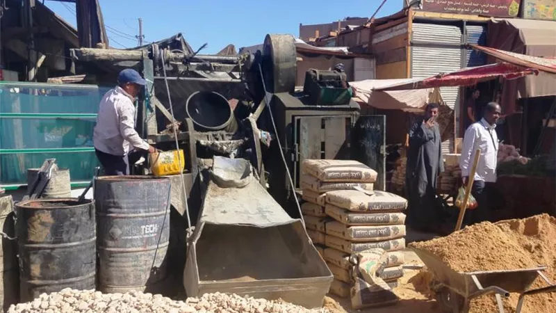 محافظ أسوان: إزالة العوائق والإشغالات بالتنسيق مع وزارة النقل