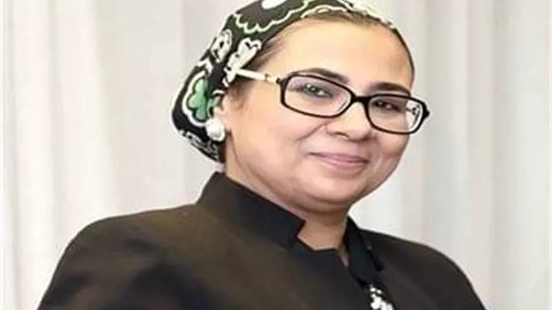 وزير الأوقاف يهنّئ المستشارة أمل عمار لتوليها رئاسة القومي للمرأة