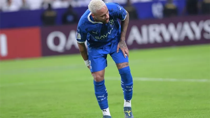 الهلال السعودي يعلن تشخيص إصابة نيمار ومدة غيابه