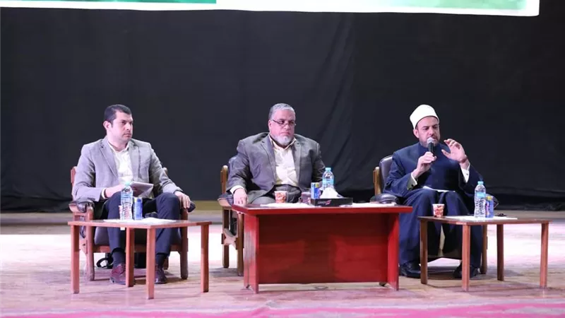 «البحوث الإسلامية» الدِّين والعِلم.. عَلاقة طردية أم عكسية؟