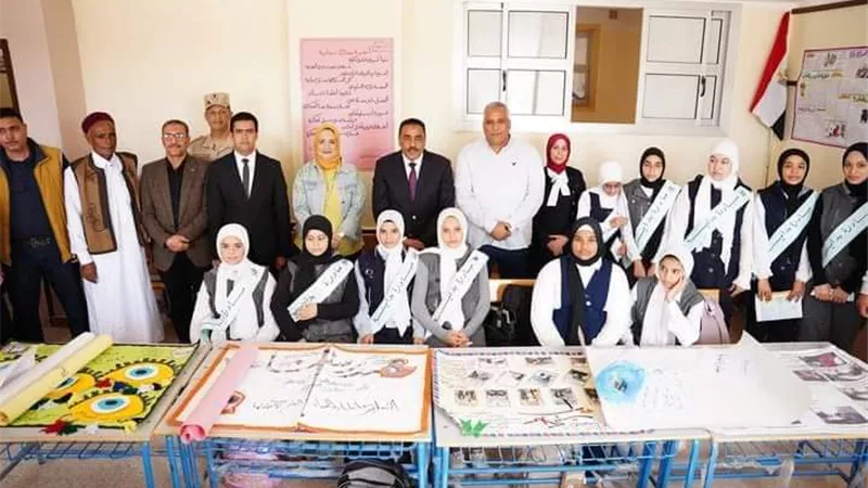 مشاركة متميزة لتعليم مطروح بقافلةالخدمات الشاملة بالسلوم الحدودية