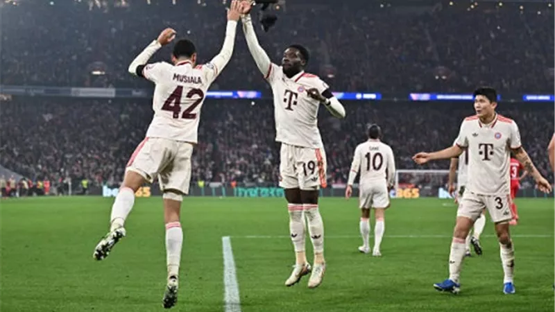 موسيالا يقود بايرن ميونخ لفوز صعب أمام بنفيكا بدورى أبطال أوروبا