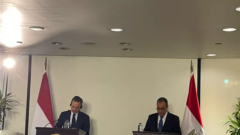 وزير خارجية هولندا : ملتزمون بدعم جهود مصر لوقف العدوان على غزة