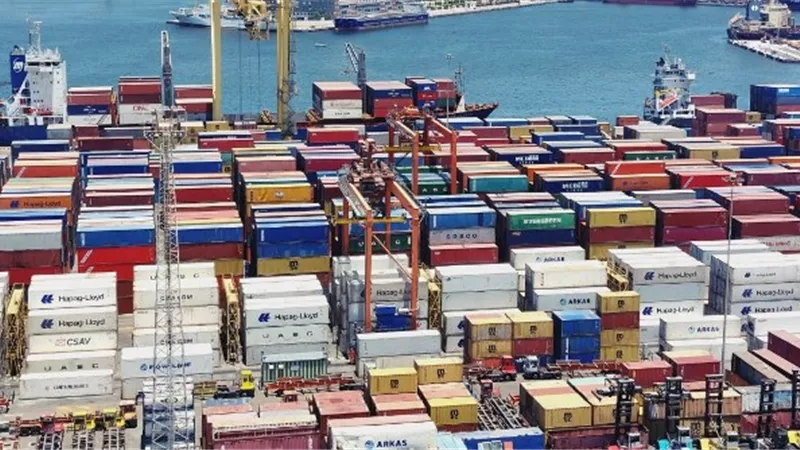 خط الرورو .. نقلة نوعية مهمة للسلع الزراعية بالأسواق الأوروبية