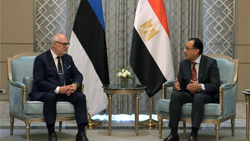 رئيس الوزراء يستقبل رئيس جمهورية إستونيا والوفد المرافق له