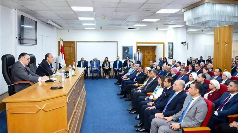وزير الخارجية يلتقي الملحقين العسكريين المرشحين للعمل بالخارج