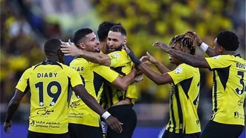 ديابي يقود هجوم اتحاد جدة أمام العروبة في الدوري السعودي