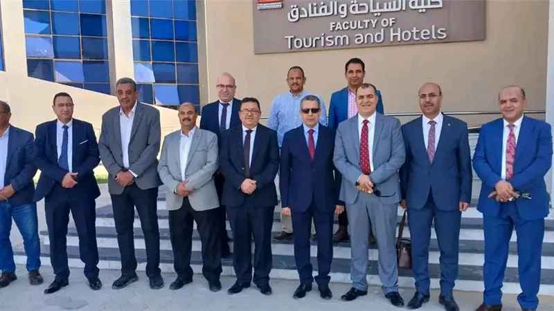 بروتوكول تعاون بين جامعتي الغردقة وأسيوط لمنح الدرجات العلمية ببرامج الدراسات العليا