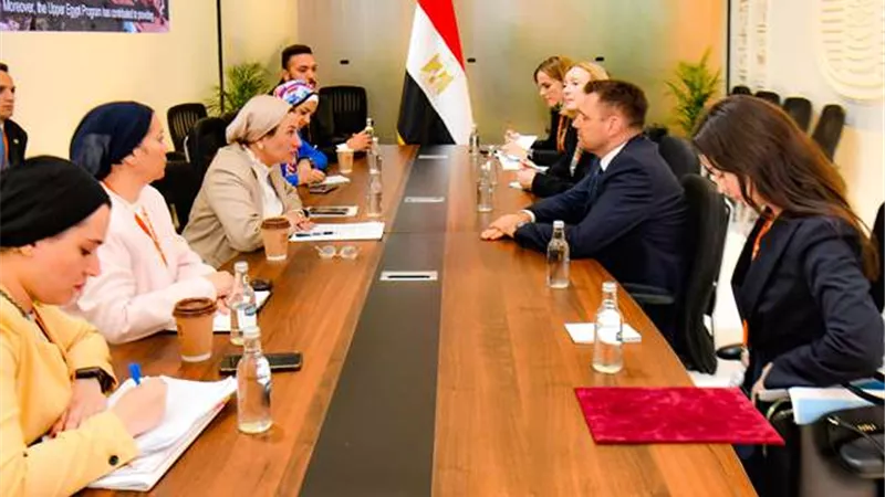 البيئة تتوج بجائزة التميز العالمية في نظم المعلومات الجغرافية