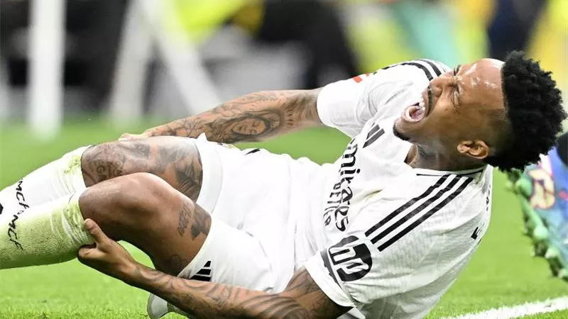 رسميًا.. ريال مدريد يعلن إصابة ميليتاو بقطع في الرباط الصليبي