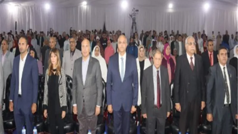 محافظ القليوبية يشارك في فعاليات برنامج المنح الدراسية 