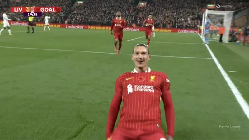 ليفربول ضد أستون فيلا.. صلاح يصنع ونونيز يسجل هدف ليفربول الأول.. شاهد