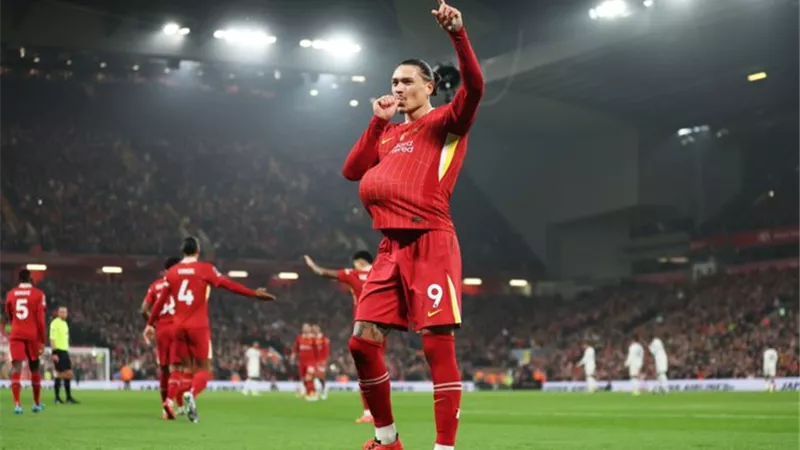 ليفربول ضد أستون فيلا .. نهاية الشوط الأول بتقدم ليفربول بهدف