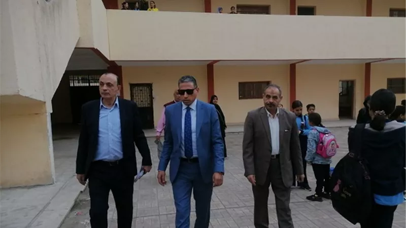 عطية يتابع سير العمليه التعليميه بإدارة جنوب الجيزة التعليمية