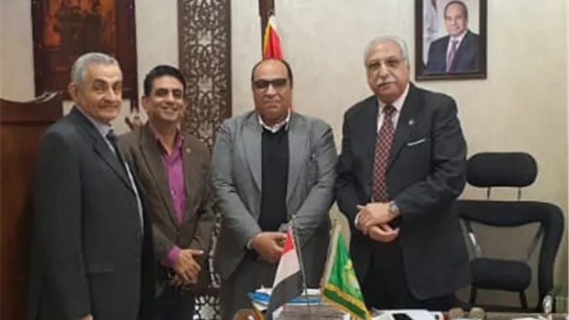 مدير تعليم القليوبية يبحث مع وفد 