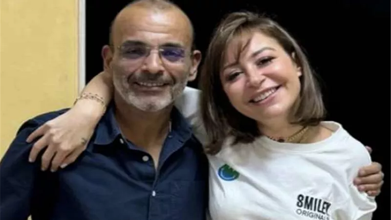 أيمن بهجت قمر يثير الجدل بشأن منة شلبى .. اعرف الحكاية