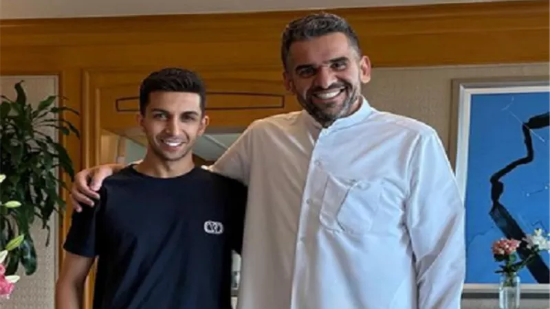 هشام جمال يشيد بموهبة حسين الجسمي