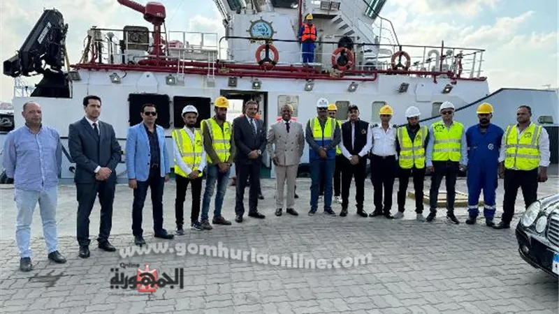 وزير النقل بدولة مدغشقر يزور ميناء دمياط