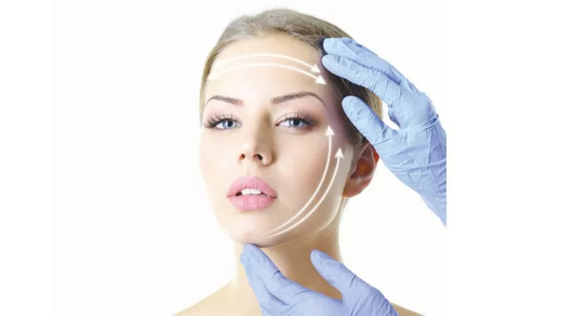 حكم إجراء المرأة عملية تجميل دون إذن زوجها؟.. أمينة الفتوى تجيب