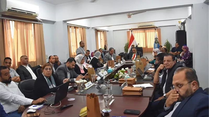 تتابع مؤشرات تقييم الأداء بشركة مياه الشرب بالأقصر