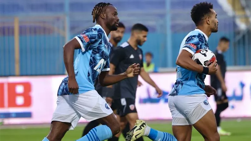 كاف يحدد موعد وحكام مباراة بيراميدز وساجرادا بدوري أبطال أفريقيا