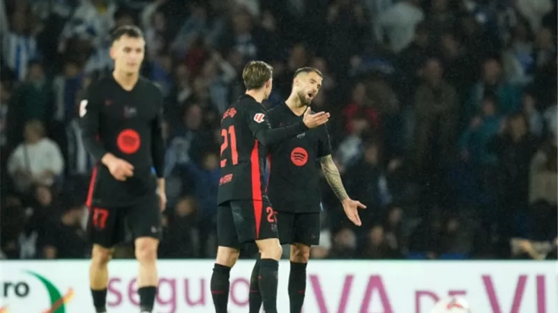 وسط جدل تحكيمي.. برشلونة يسقط أمام ريال سوسيداد بالدورى الإسبانى