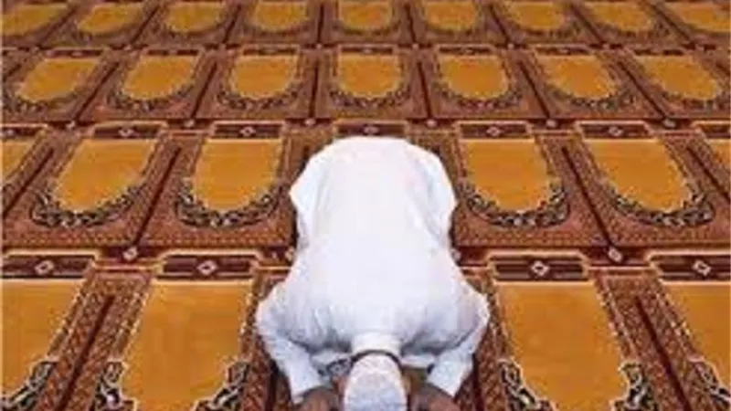 حكم صلاة ركعتين في يوم الميلاد شكرا لله