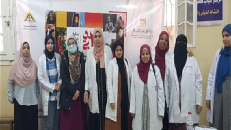 كشف وعلاج 233 حالة فى قافلة جامعة بنها بقرية كفر الحصة
