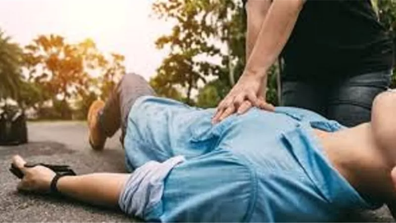 هل يلزم الشخص قضاء الصلاة التى فاتته اثناء اغماءه